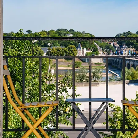 Apartment Hyper Centre Vue Bords Loire #confort #luxe Tours