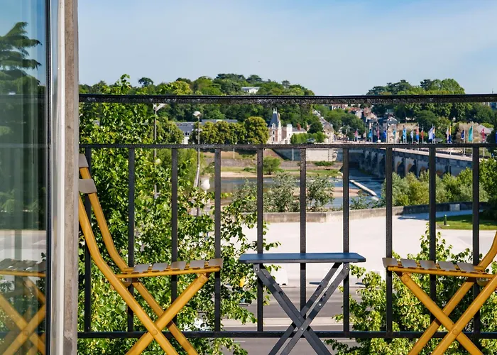 Apartment Hyper Centre Vue Bords Loire #confort #luxe Tours